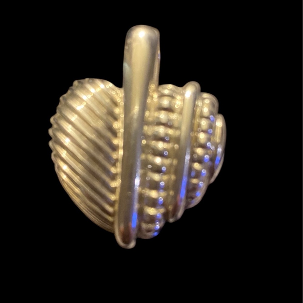 Judith Rika 925 Silver Elegant  Heart Pendant